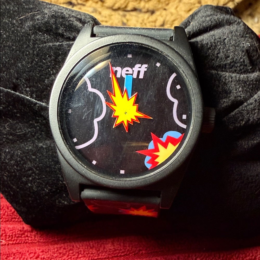 Neff Daily Black Watch Explosion Comic Style